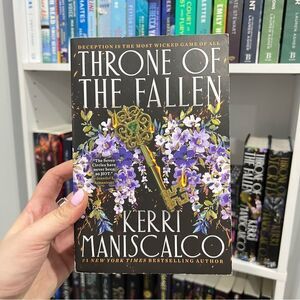 3/$25 Throne of the Fallen Prince of Sin #1 Kerri Maniscalco paperback book